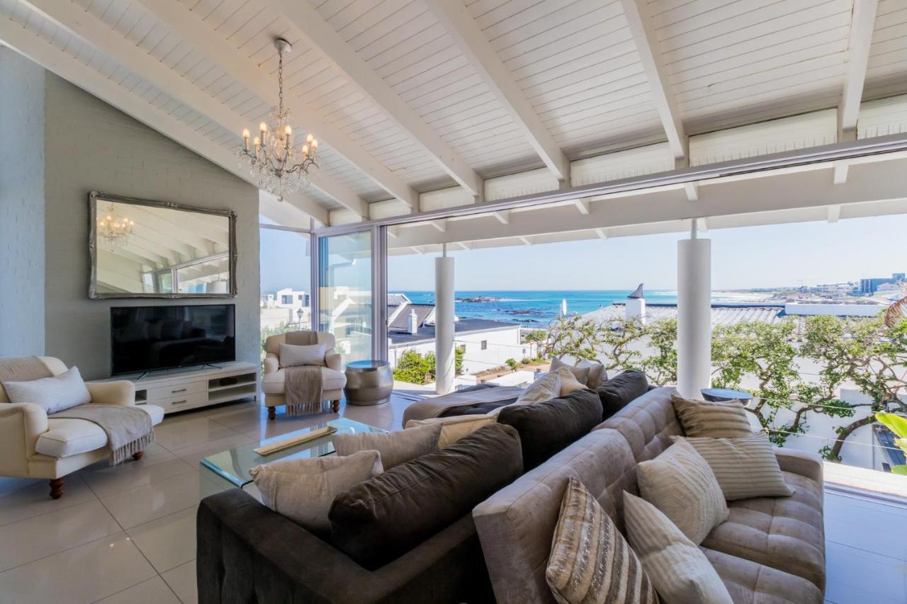 White Waves Beach House Bloubergstrand Εξωτερικό φωτογραφία
