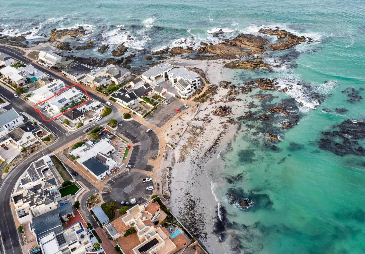 White Waves Beach House Bloubergstrand Εξωτερικό φωτογραφία