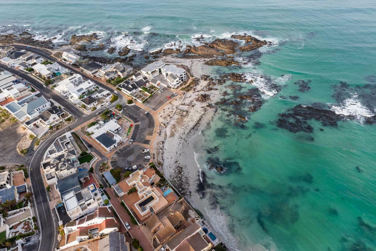 White Waves Beach House Bloubergstrand Εξωτερικό φωτογραφία
