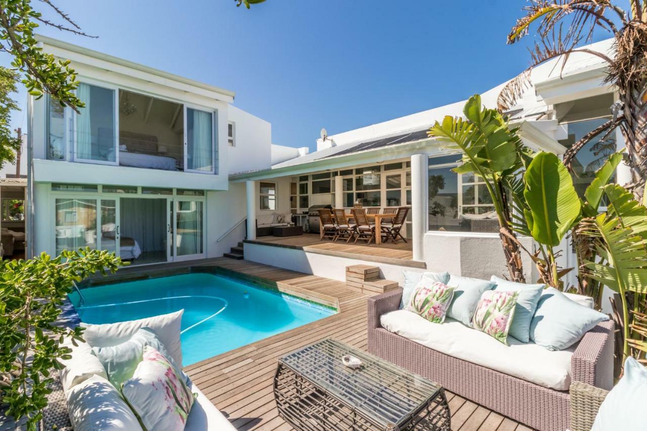 White Waves Beach House Bloubergstrand Εξωτερικό φωτογραφία