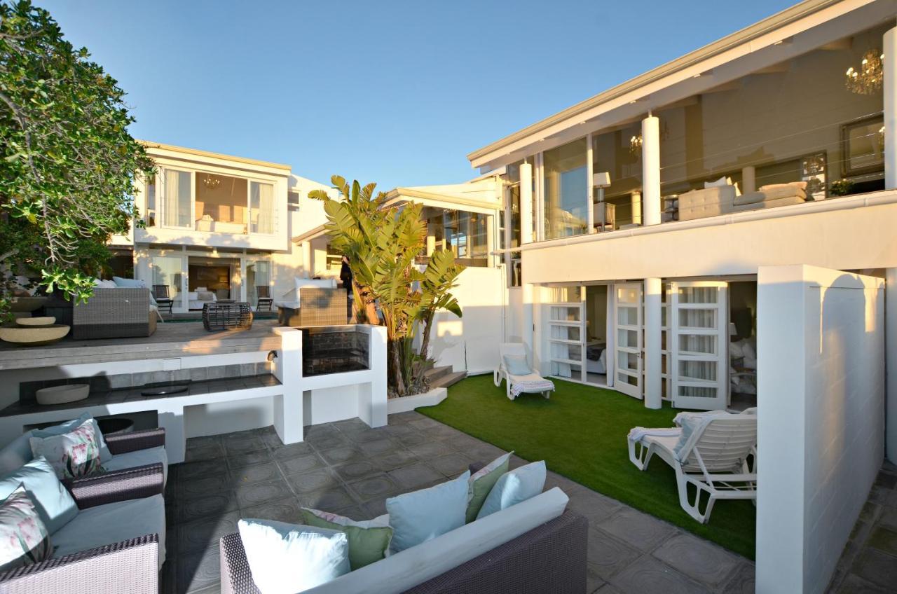 White Waves Beach House Bloubergstrand Εξωτερικό φωτογραφία